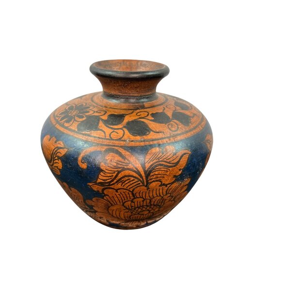 Vintage Clay Handmade Vase Handpainted with Floral Vine Leaf Details Flowers - Picture 3 of 8